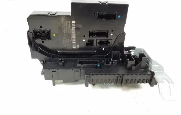 Mercedes-Benz C W204 SAM control unit A2049060105 A2049019602