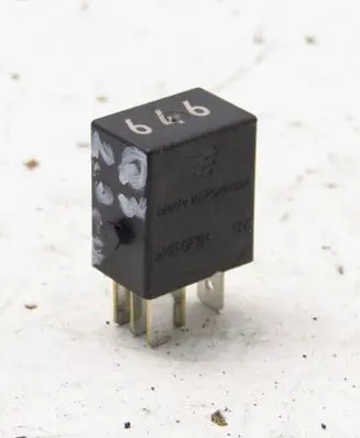 Audi Q3 8U Other relay 4H0951253C