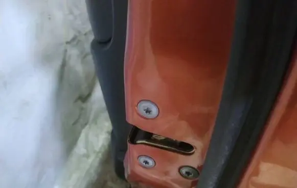 Nissan Murano Z50 Front door lock