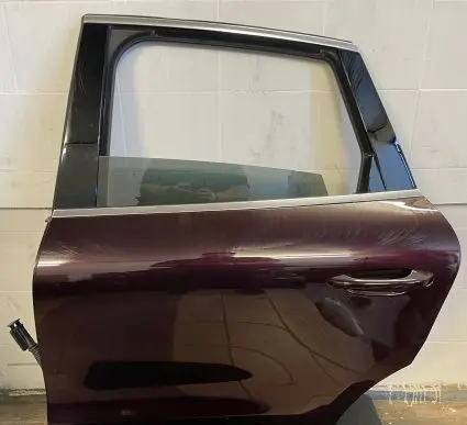 Porsche Macan (95B) Rear door