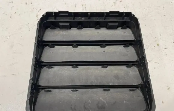 Dodge RAM Quarter panel pressure vent 68323649AB
