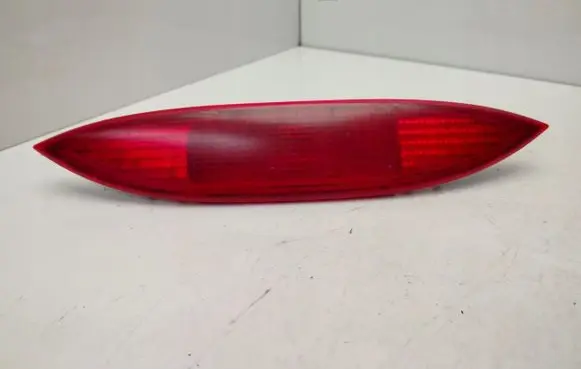 Nissan Note (E11) Third/center stoplight 