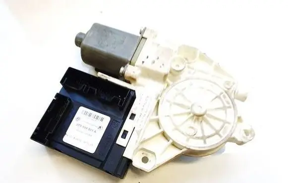 Audi A3 S3 8P Front door window regulator motor 8P0959801A