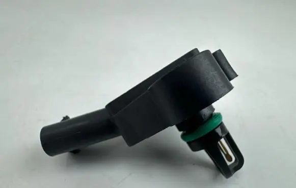 Audi A3 8Y Air pressure sensor 04E906051N
