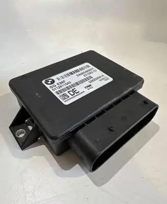 BMW 5 F10 F11 Hand brake control module 6854856 0112611543 32620264A