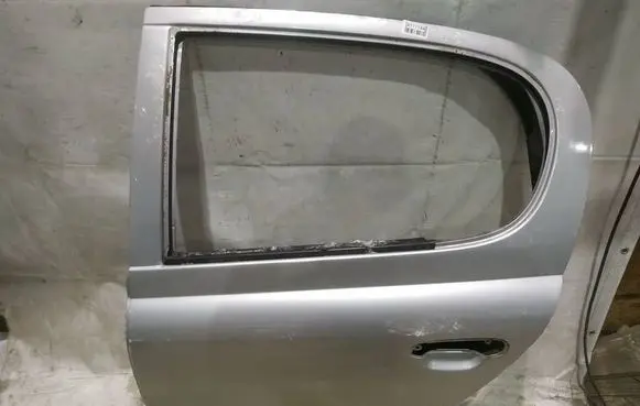 Toyota Yaris Rear door PILKOS