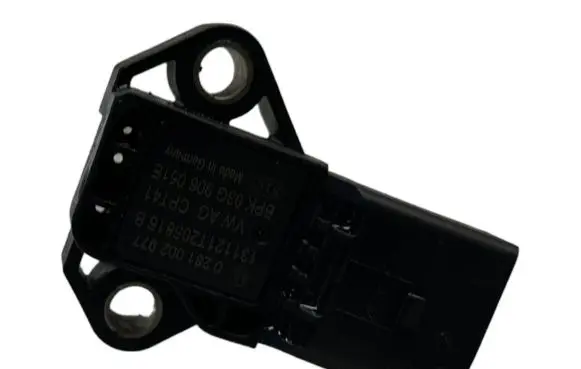 Volkswagen Golf VII Air pressure sensor 03G906051E 0281002977 131122T205816B