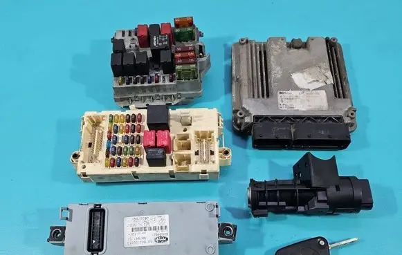 Alfa Romeo GT Engine control unit/module ECU 0261S01008 IMPRK1533903