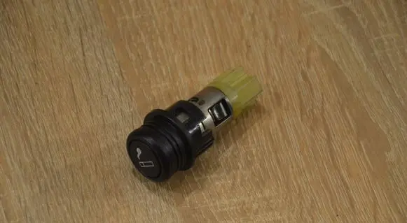 Chevrolet Orlando Cigarette lighter 