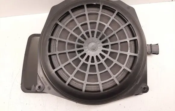 Audi A4 S4 B7 8E 8H Subwoofer speaker 8E5035412D 1416121 4913410305