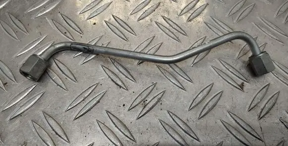 Toyota Avensis T270 Fuel main line pipe