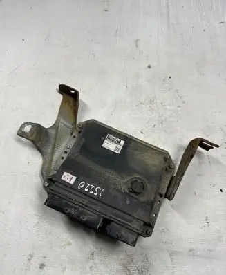 Lexus IS 220D-250-350 Engine control unit/module 8966153740 1758008285