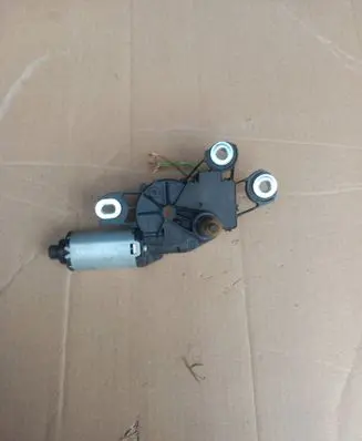 Seat Altea XL Rear window wiper motor 5P0955711C 53033812