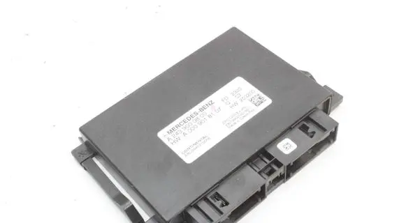 Mercedes-Benz EQB Gearbox control unit/module A2439000800