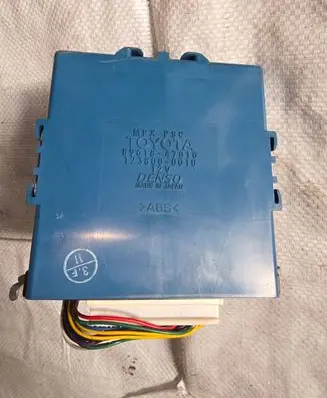Toyota Prius (XW20) Engine control unit/module ECU 8961847010 1238000010