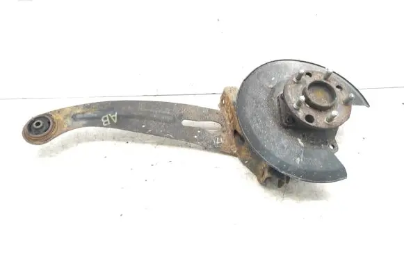 Jaguar X-Type Rear wheel hub spindle/knuckle 