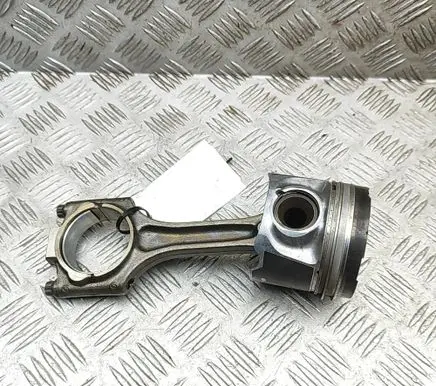 Volvo V70 Piston 30777189 30750674
