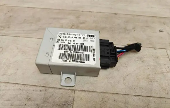 BMW X3 E83 Immobilizer control unit/module 61356988104 10844410