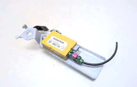 Volvo XC60 Aerial antenna amplifier 31310804 31310683 28275116