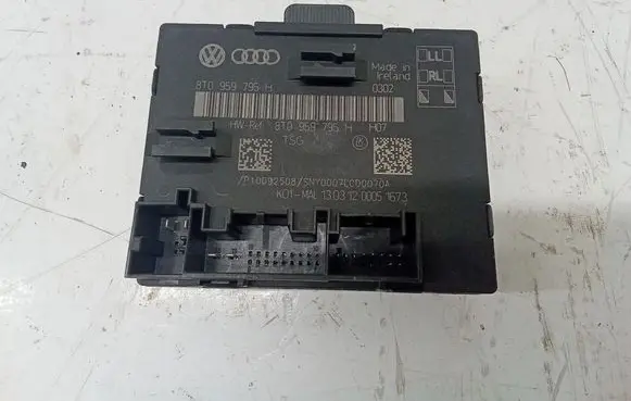 Audi A4 S4 B8 8K Door control unit/module 8T0959795