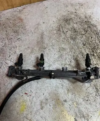Mercedes-Benz C W202 Fuel main line pipe R1110781045