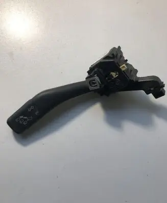 Volkswagen Golf V Indicator stalk 1K0953513E