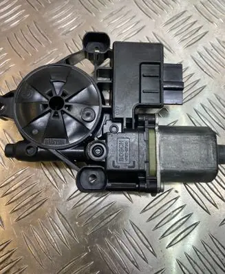 Volkswagen Tiguan Rear door window regulator motor 5Q0959811E 1900021804