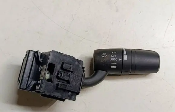 Mazda 6 Wiper control stalk 17F897T3 17F897