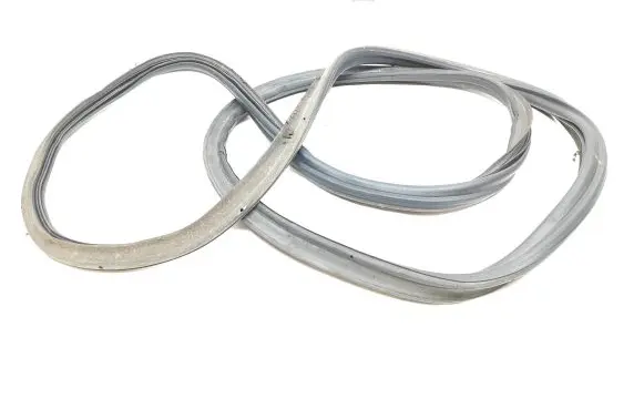 Volkswagen Polo V 6R Trunk rubber seal (body) 