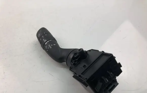 Toyota RAV 4 (XA50) Indicator stalk 17L021