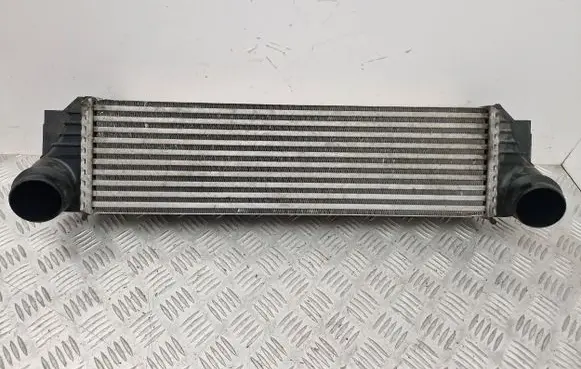 BMW 5 F10 F11 Intercooler radiator 7805629 R7368003