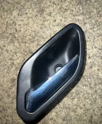 BMW 5 E39 Front door interior handle 7032925