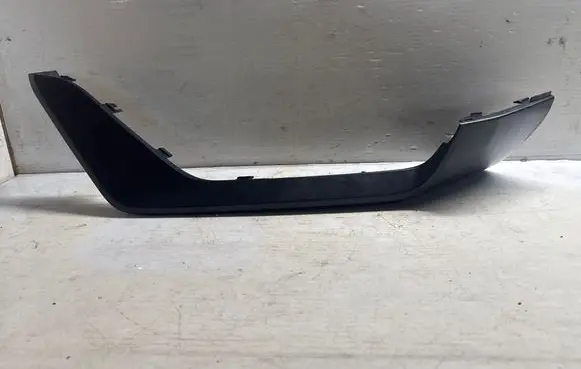 Volvo XC90 Front bumper splitter molding 31694567