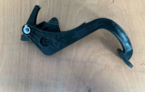 Fiat Ducato Clutch pedal 2582501056