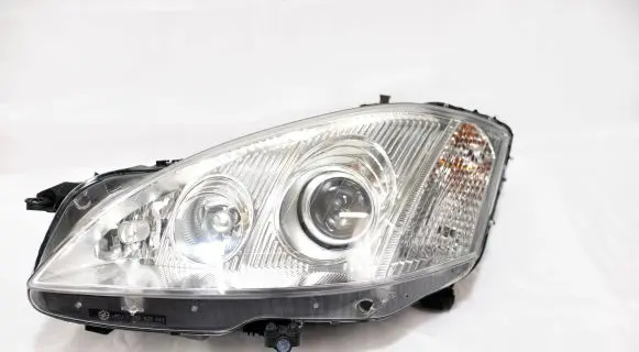 Mercedes-Benz S W221 Headlight/headlamp A2218203361 1307022468