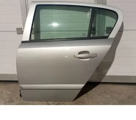Opel Astra H Rear door 13162876 43R001582
