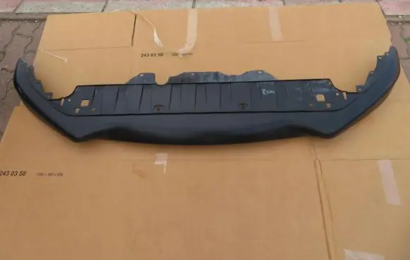 Honda HR-V Front bumper lip 71102-T7W-A000