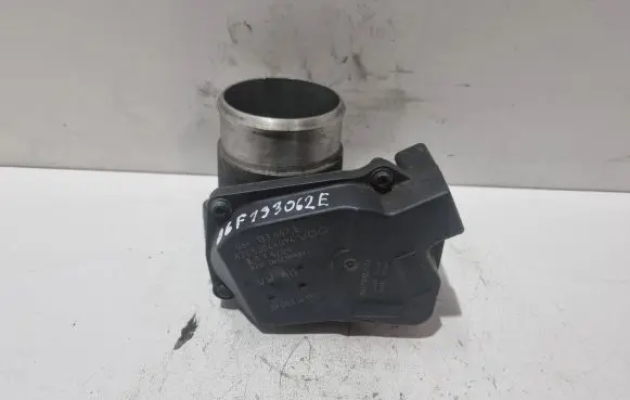 Volkswagen Golf V Intake manifold 06F133062E