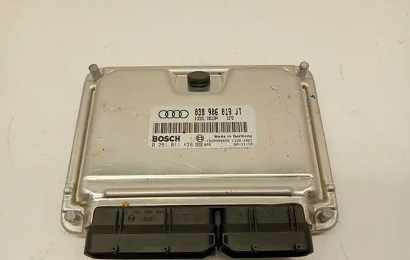 Audi A4 S4 B6 8E 8H Engine control unit/module 038906019JT 1039S00656 0281011138