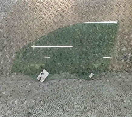 Audi Q3 F3 Front door window glass four-door 83A845201
