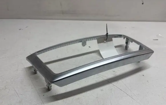 Mercedes-Benz ML W166 Radio/GPS head unit trim A1666800317