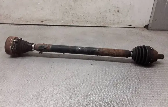 Volkswagen Golf Plus Front driveshaft 