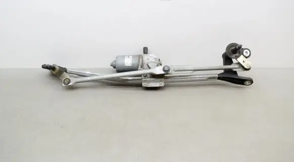 Front wiper linkage and motor