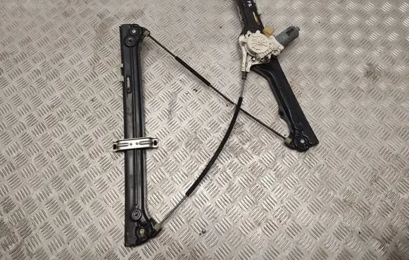 BMW X5 E70 Front door electric window regulator 51337166380