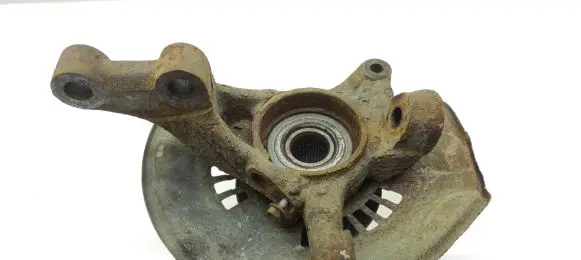 Toyota Avensis Verso Front wheel hub