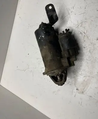 Opel Zafira A Starter motor