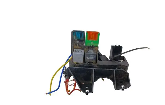 Audi A4 S4 B6 8E 8H Relay mounting block 8E1937503