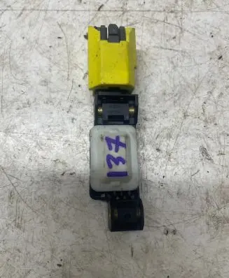 Porsche Cayenne (9PA) Airbag deployment crash/impact sensor 7L0909606B 190107 203351