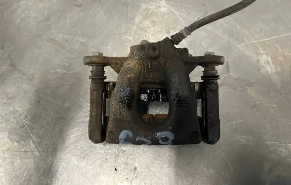 BMW 1 E81 E87 Front brake caliper