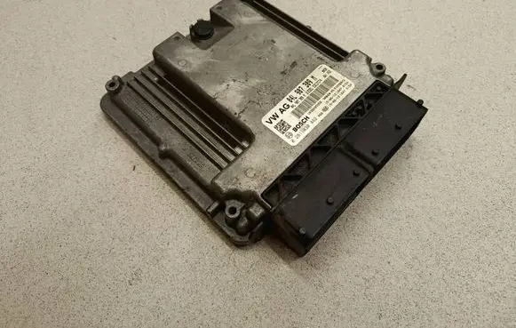 Skoda Superb B8 (3V) Engine control unit/module 04L907309M 0281030462